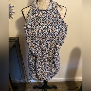SO -ROMPER FLOWER DESIGN SIZE LARGE LIKE NEW